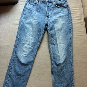 GAP women's Straight Blue Jeans